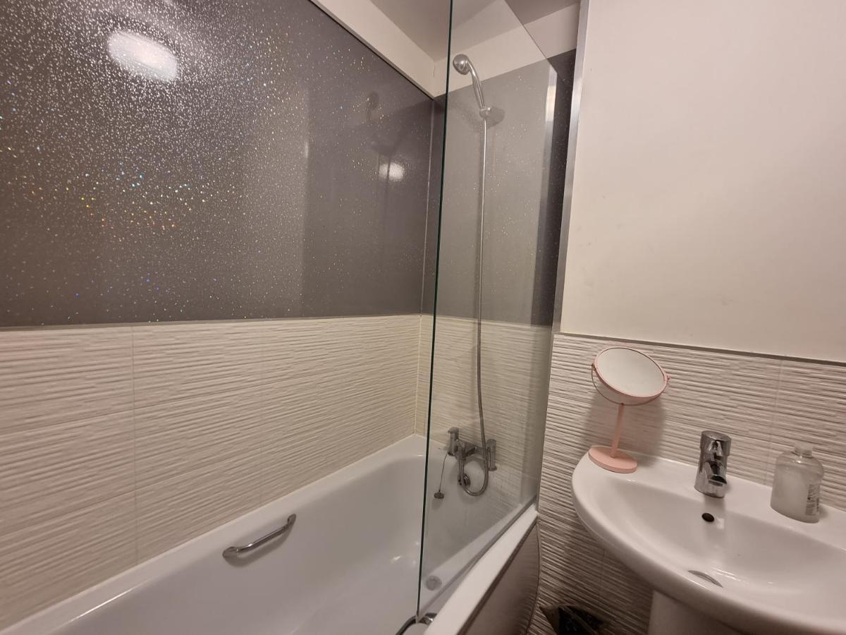 Kingsize Room Close To The A30 Camborne Pool Exteriér fotografie